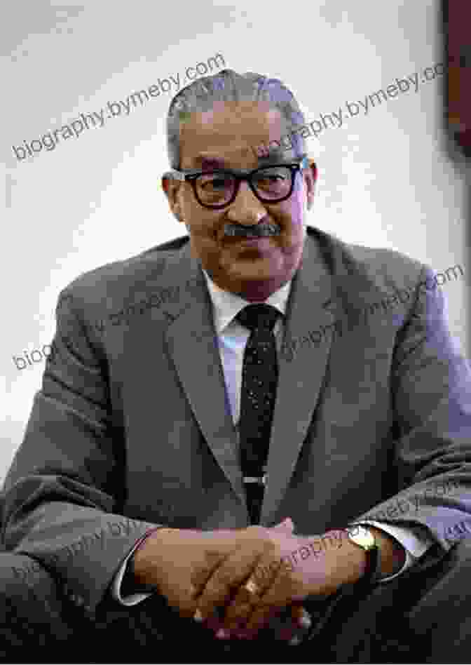 Thurgood Marshall, A Trailblazing American Lawyer And The First African American Justice Of The U.S. Supreme Court Thurgood Marshall (Great African Americans) Luke Colins